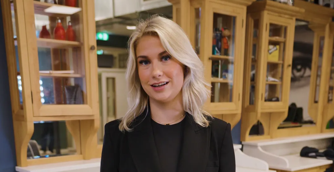 Presentatie student Miko op het Beautyplein