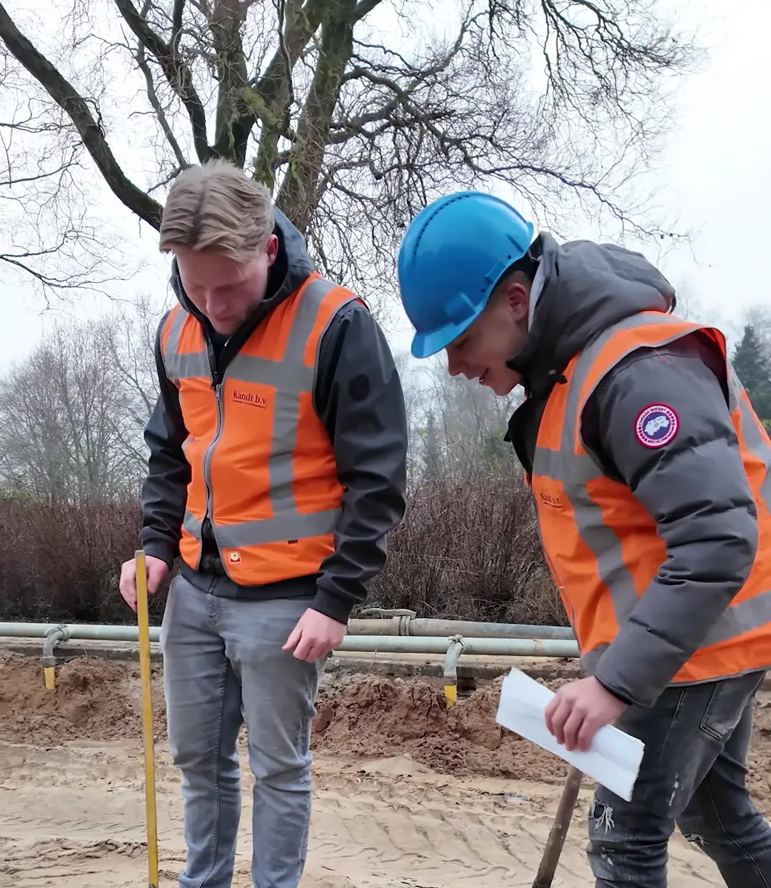 Studenten Infratechniek op de bouwplaats