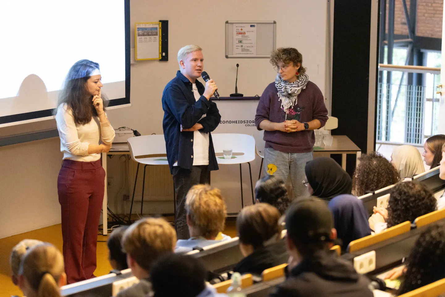 Verkiezingsdebat op de Vondellaan in Utrecht