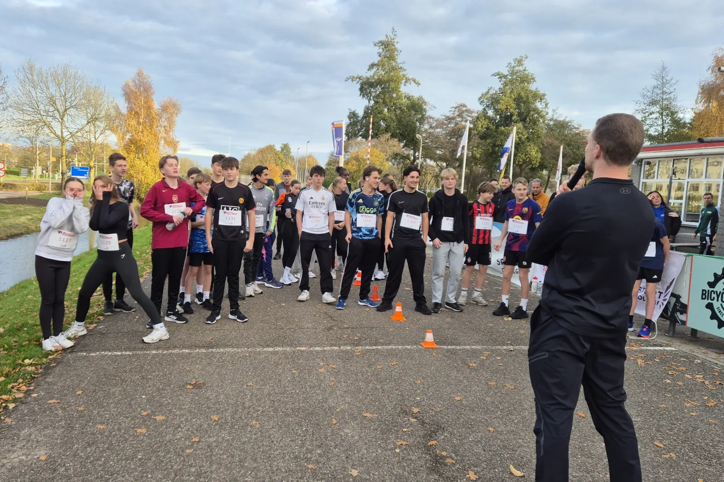 Leerlingen en studenten bij start Ben Echten Run