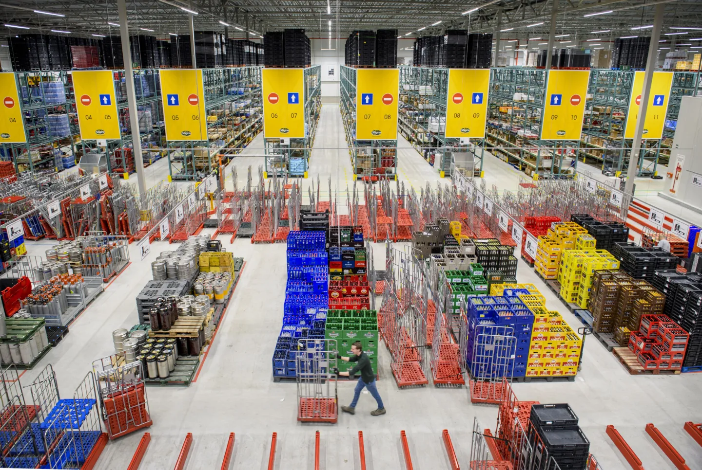 Drukte in een distributiecentrum 