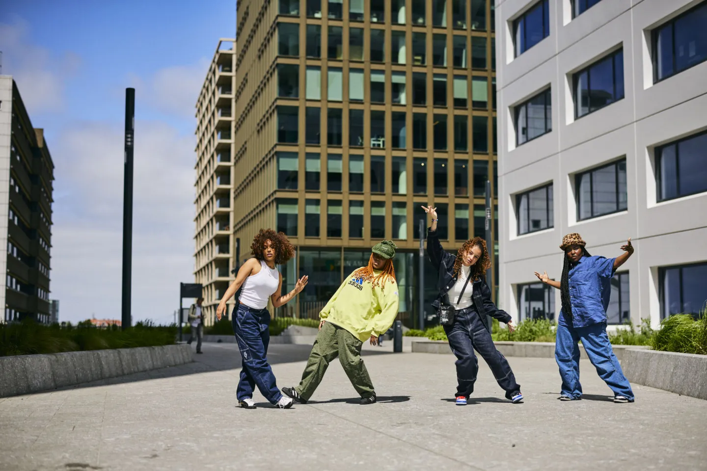 Studenten Dansopleiding freestylen buiten