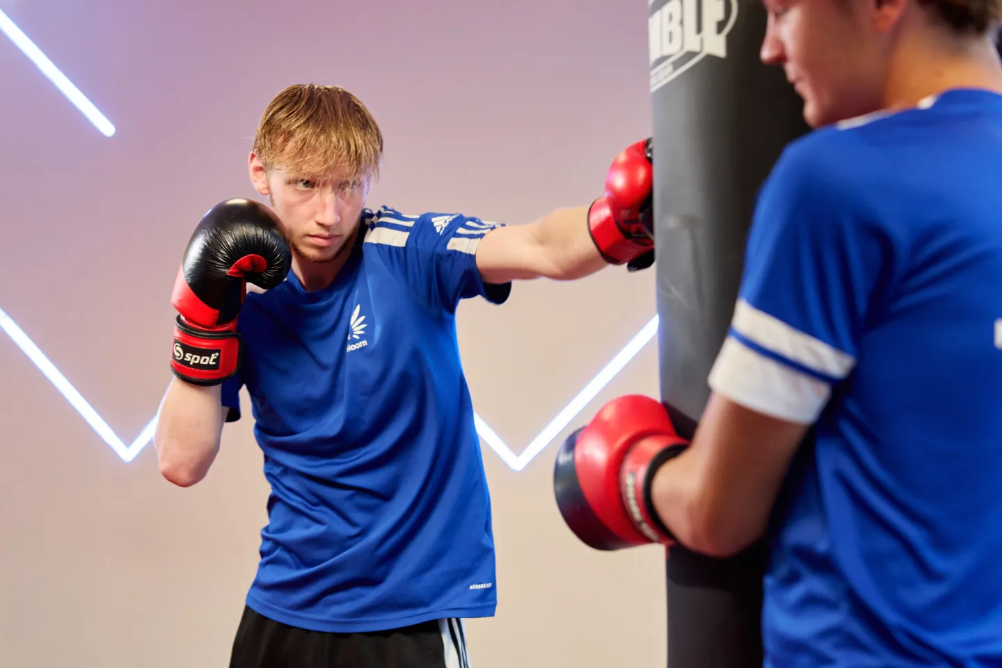 Studenten Sport boksen op school