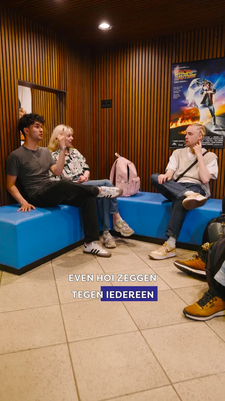 Studenten Theater & Hip-Hop Dance chillen samen