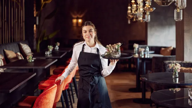 Student Manager/Ondernemer Horeca bereidt restaurant voor