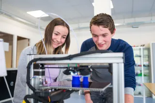 Header Tech College