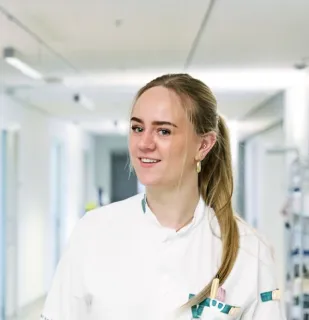 Julie, student Verpleegkundige