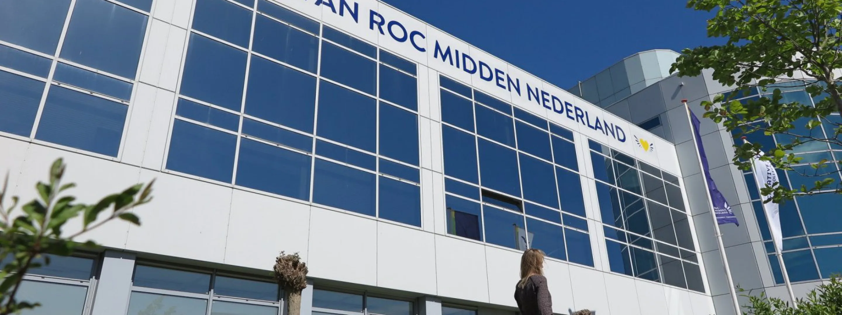 Vooraanzicht van de school op de Disketteweg 10 in Amersfoort