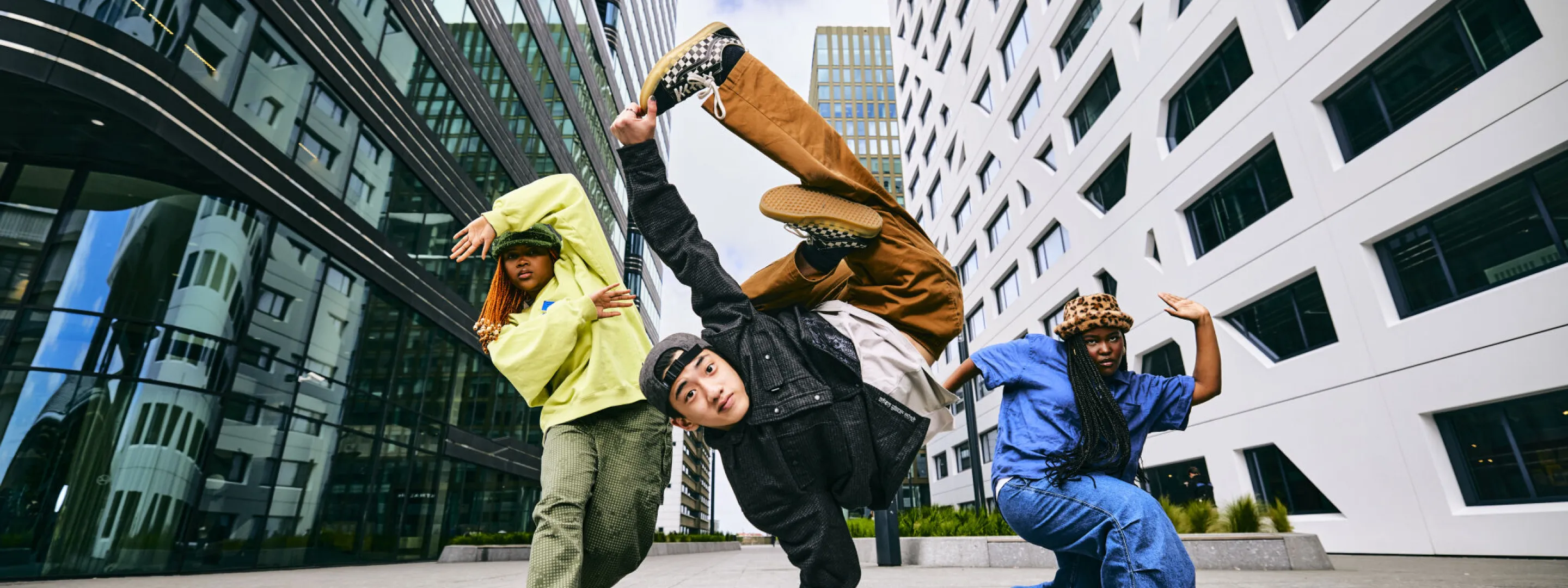 Studenten Dansopleiding doen aan Hip-Hop Dance en Breaking